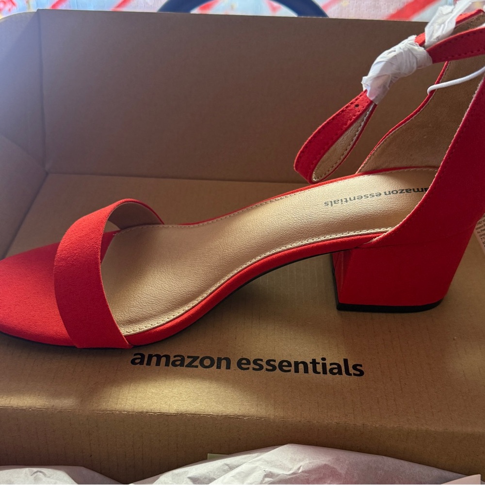 Amazon Essentials Women's Vibrant Red Heeled Sandals